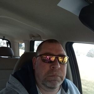 Meet your Posher, Lloyd